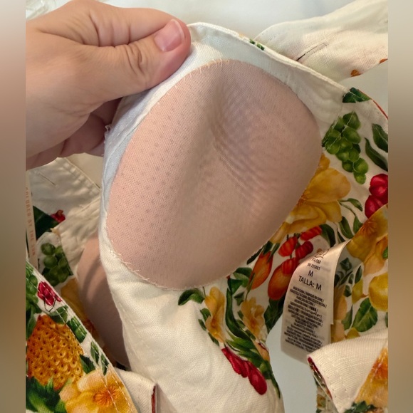 FARM Rio Off-White Picnic Flowers Premium Linen Crop Top and skirt Size M - Picture 8 of 10